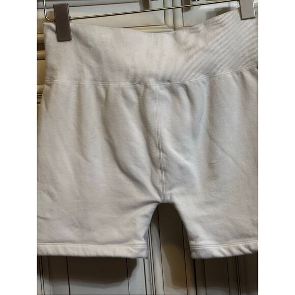 ZARA Women's High Waisted Stretchy Lounge Seamless Shorts White Medium - Picture 2 of 7